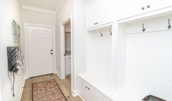 102 Eastwood Dr, Brandon, MS 39042