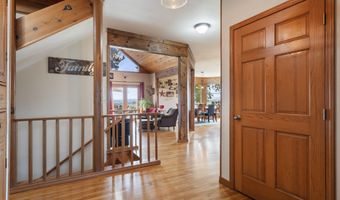 24352 State Hwy Ee, Aurora, MO 65605
