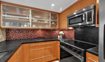 2124 AWIHI Pl 206, Kihei, HI 96753