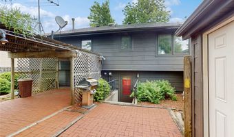 512 12th Ave NW, Altoona, IA 50009