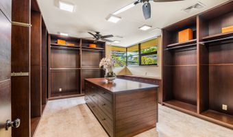 766 Mokulua Dr, Kailua, HI 96734