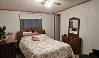 2156 Maxton St, Autryville, NC 28318