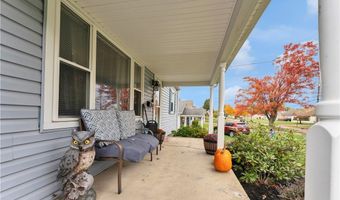 42 N Navarre Ave, Austintown, OH 44515
