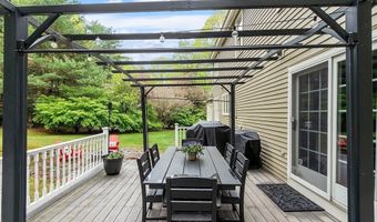 110 Fifers Ln, Boxborough, MA 01719