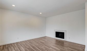 571 Greenbriar Townhouse Way, Las Vegas, NV 89121