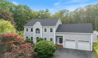 12 Summit Ter, Falmouth, ME 04105