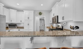 125 Berkshire Ln, Albertville, AL 35950