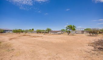 206 N Cherokee Trl, Benson, AZ 85602