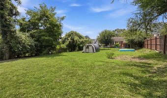 6329 Darlow Dr, Affton, MO 63123