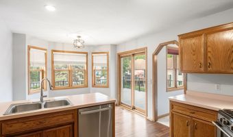 14806 Hallmark Dr, Apple Valley, MN 55124