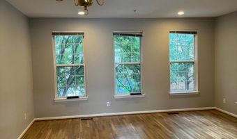 107 MARTIN Ln, Alexandria, VA 22304