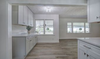 4749 COX, Acworth, GA 30101