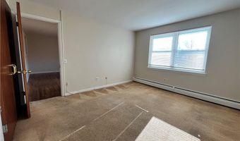 70 Carroll Ave 507, Newport, RI 02840