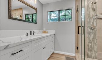 29729 Strawberry Hill Dr, Agoura Hills, CA 91301