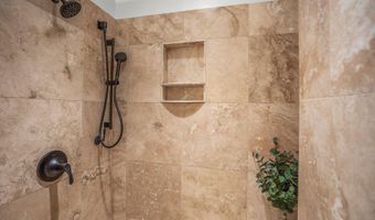 70 Dolphin Point Dr, Beaufort, SC 29907