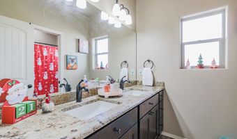 3574 Red Arroyo Dr, Alamogordo, NM 88310