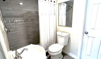 13936 Front St, Armona, CA 93202