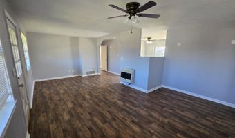 310 S Wickham St, Alvord, TX 76225