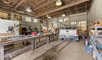 16136 White Ave, Allen Park, MI 48101