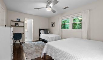204 Cold Creek Dr, Alpharetta, GA 30009