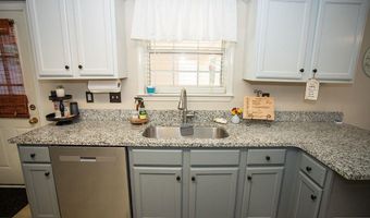 158 SILVERSTONE Ln, Alabaster, AL 35007