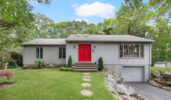103 Rollingwood Dr, North Kingstown, RI 02852