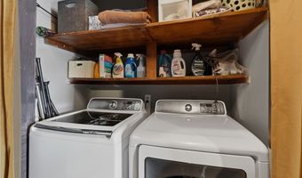 825 SE H St, Bentonville, AR 72712