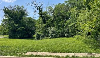 900 Riley Ave, Alton, IL 62002