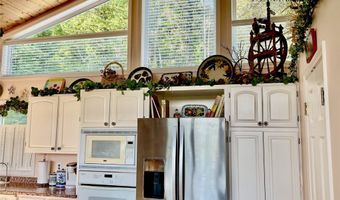 13818 Crystal Creek Ln, Bigfork, MT 59911