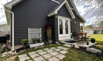 2064 Mace Dr, Albany, OH 45710