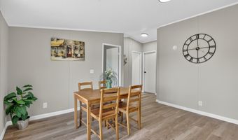 8020 S Prairie Hill St, Alvarado, TX 76009