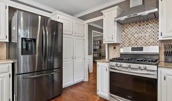1311 Evergreen Dr, Bartlesville, OK 74006