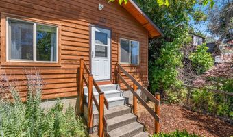 210 W FRANKLIN St, Bingen, WA 98605