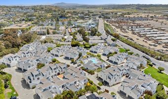 351 Shoemaker Ln, Solana Beach, CA 92075