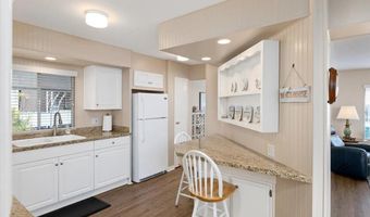 7241 Santa Barbara St 300, Carlsbad, CA 92011