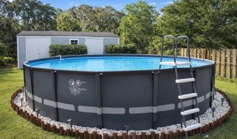 702 Center Dr W, Beaufort, SC 29902