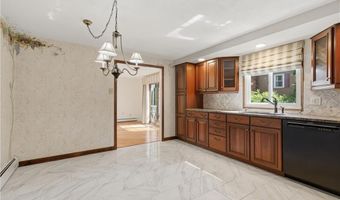 2699 Diamond Hill Rd, Cumberland, RI 02864