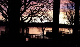 76 Lakeview Cir, Alma, KS 66401