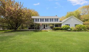 34 Finch Ln, North Kingstown, RI 02874