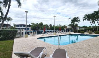 9800 W Bay Harbor Dr 309, Bay Harbor Islands, FL 33154