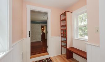 90 E Side Dr, Concord, NH 03301
