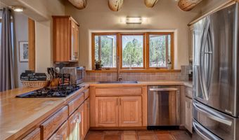 35 Arroyo Vis, Arroyo Hondo, NM 87571