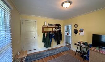 98 Bayview St, Belfast, ME 04915