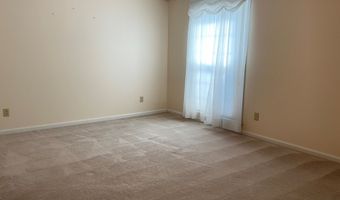 907 King Ridge Dr, Ashland, OH 44805