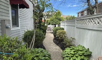 40 Karge St, Bay Head, NJ 08742