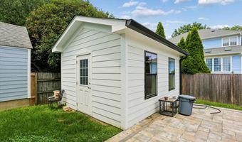 5401 GLENWOOD Rd, Bethesda, MD 20817