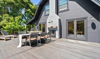995 Old Farm Ln, Aptos, CA 95003