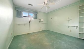 614 Pocasset Ct, Warwick, RI 02886