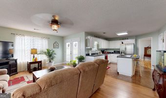 157 Scarlett Ohara Dr, Ailey, GA 30410