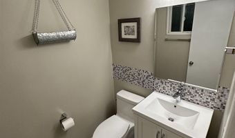 729 N Midway Dr, Escondido, CA 92027